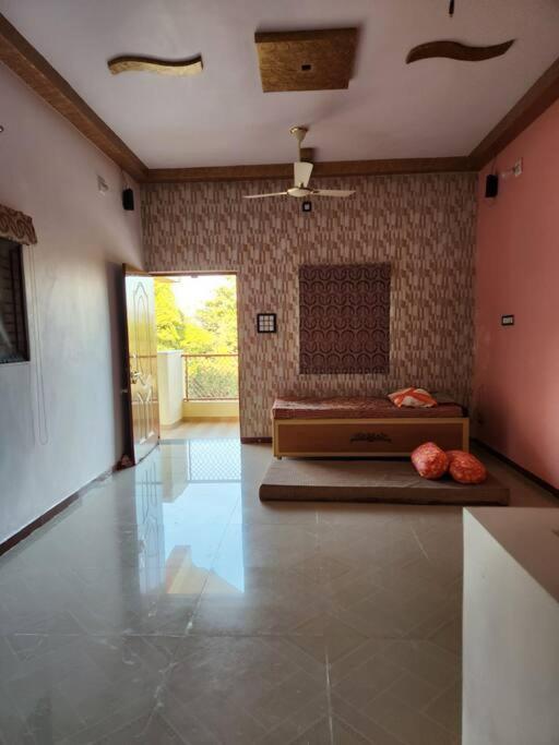 Farmhouse Close To Nature - Kesari Farm Ґандінаґар Екстер'єр фото